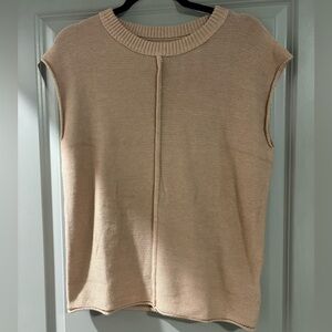 Universal Threads Sleeveless Knit Top in Beige Size Small Good condition